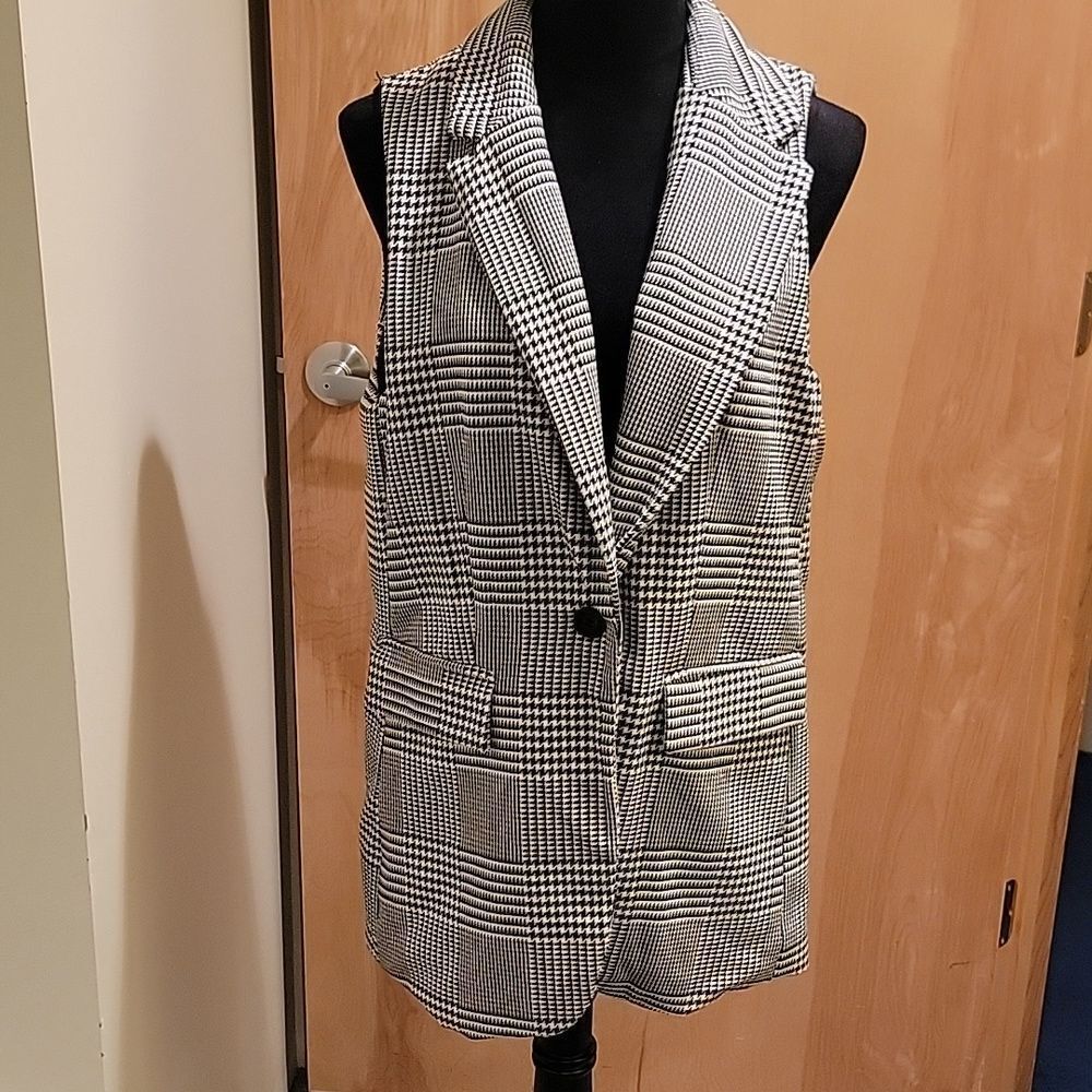 Rachel Zoe Plaid Black and White Women's Vest Sz L